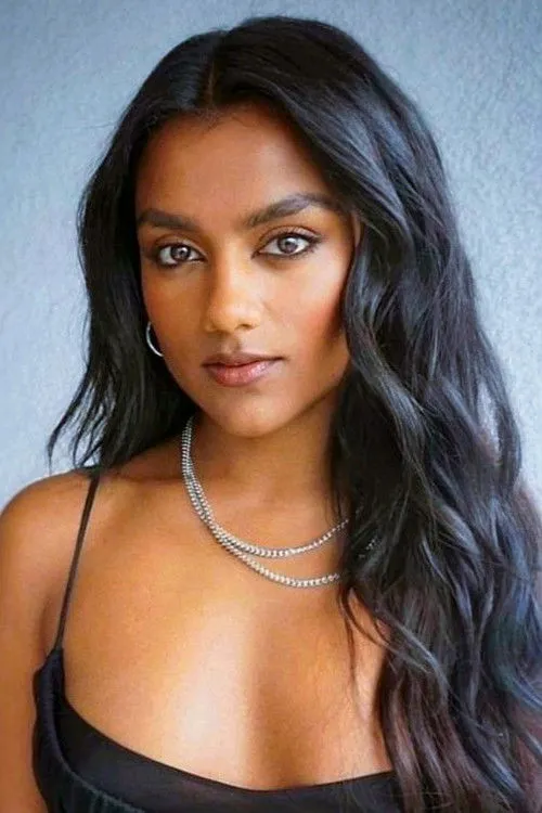 Simone Ashley photo