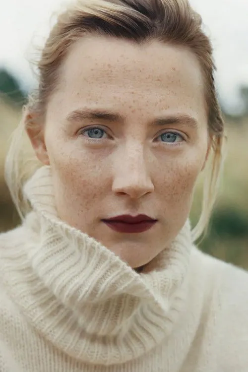 Saoirse Ronan photo