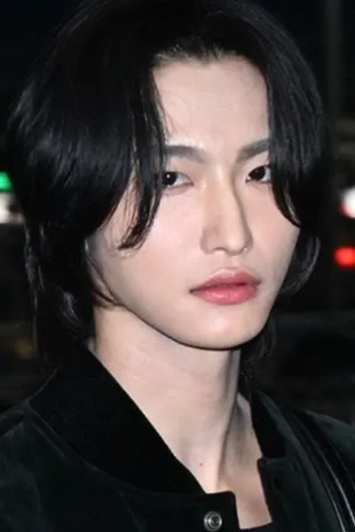 Seonghwa photo