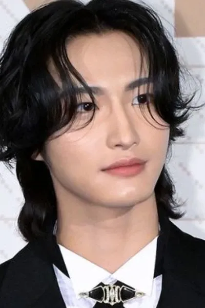 Seonghwa photo