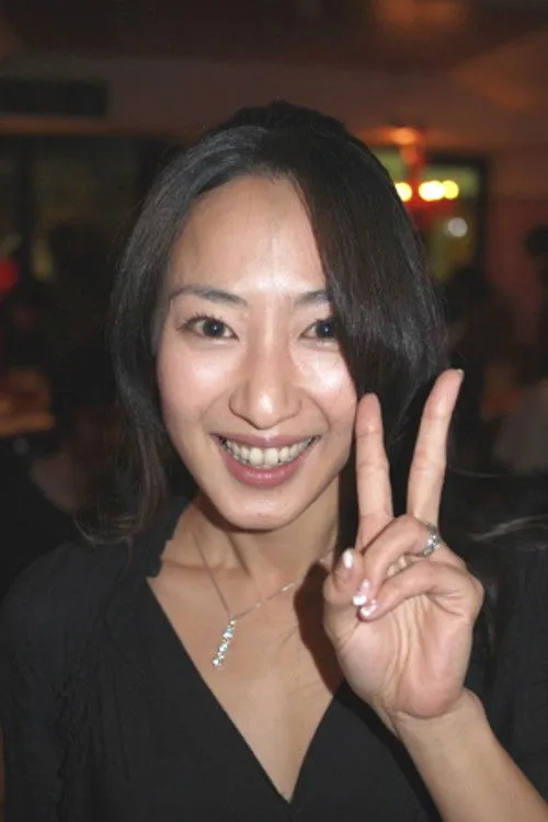 Satomi Hirose photo