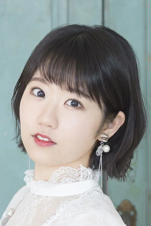 Nao Toyama photo
