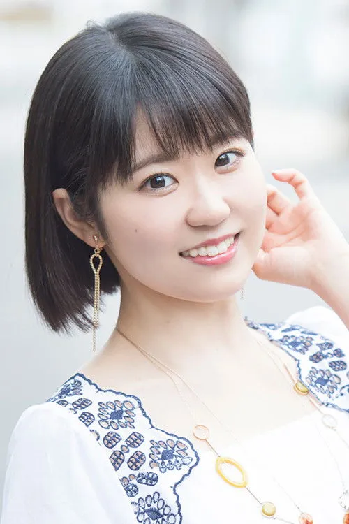 Nao Toyama photo