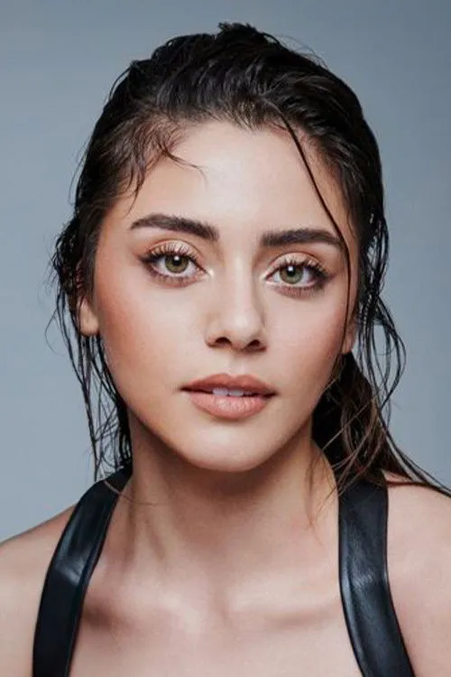 Sıla Türkoğlu photo
