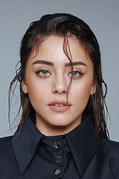 Sıla Türkoğlu photo