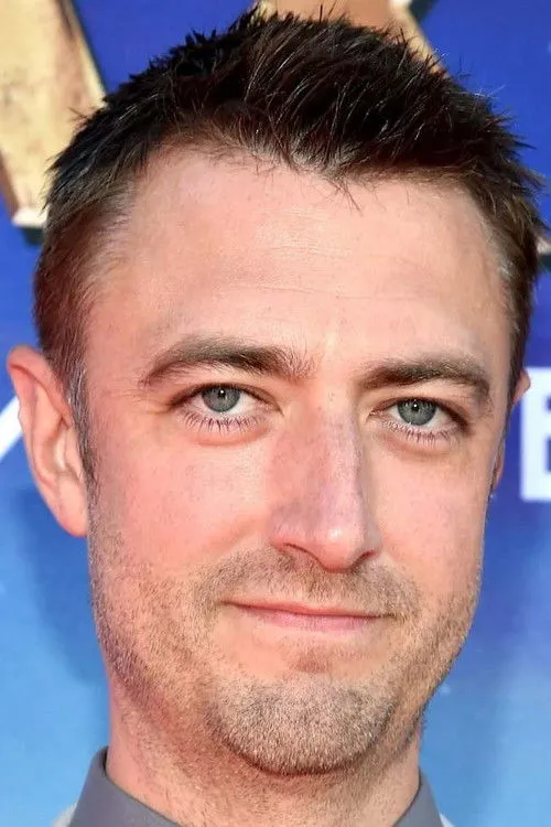 Sean Gunn photo