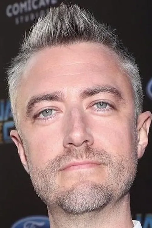 Sean Gunn photo
