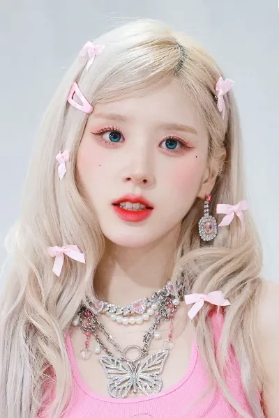 Heejin (Jeon Hee Jin) photo