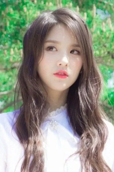 Heejin (Jeon Hee Jin) photo