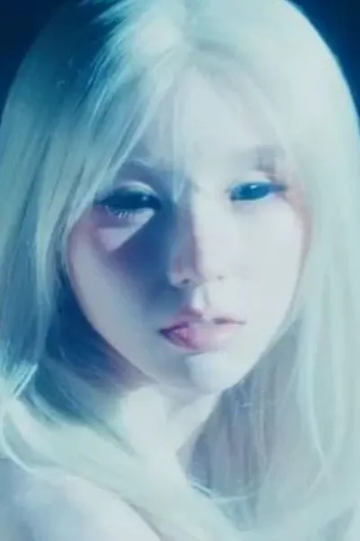 Heejin (Jeon Hee Jin) photo