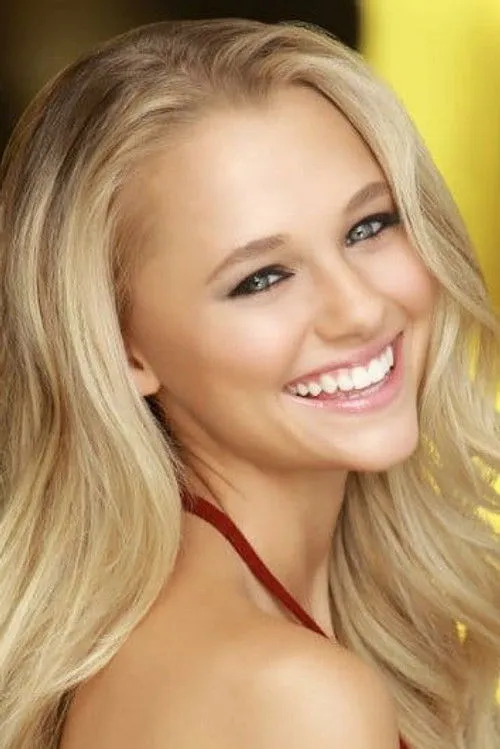 Madison Iseman photo