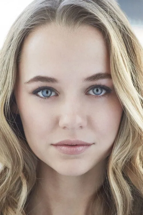 Madison Iseman photo