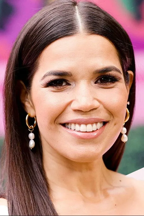 America Ferrera photo
