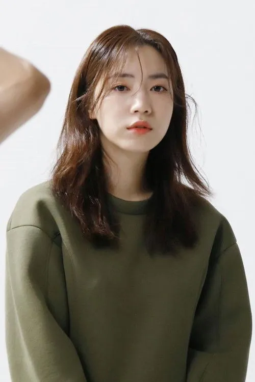 Ryu Hwa-young photo