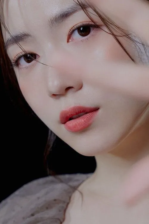 Ryu Hwa-young photo