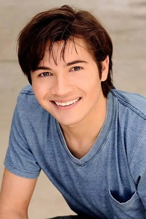 Taylor Gray photo