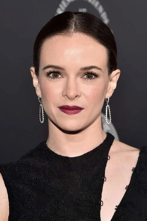 Danielle Panabaker photo