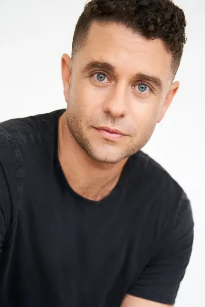 Nick Thurston photo