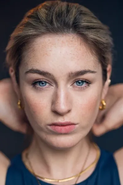Danielle Galligan photo