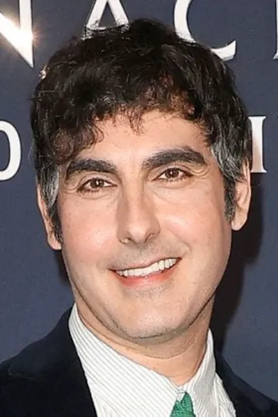 Gil Kenan photo