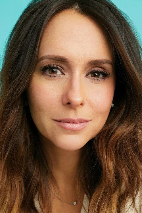 Jennifer Love Hewitt photo