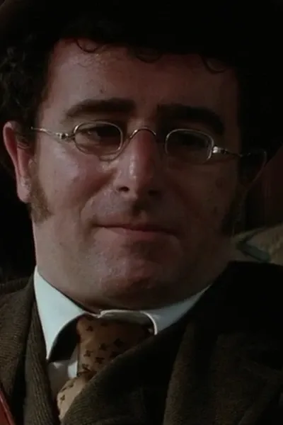 Saul Rubinek photo
