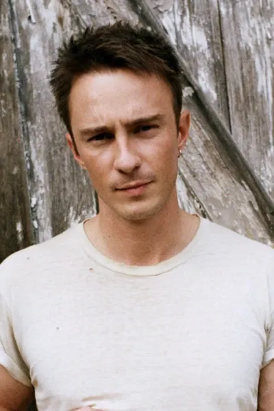 Drew Starkey photo