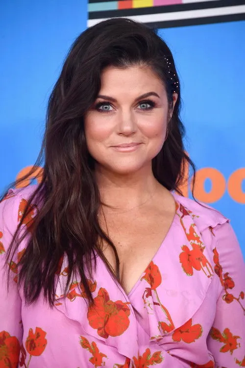 Tiffani-Amber Thiessen photo