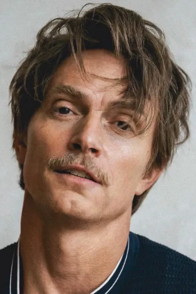 Wilson Bethel photo