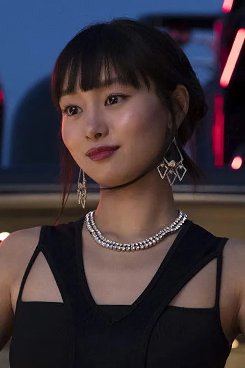 Shioli Kutsuna photo