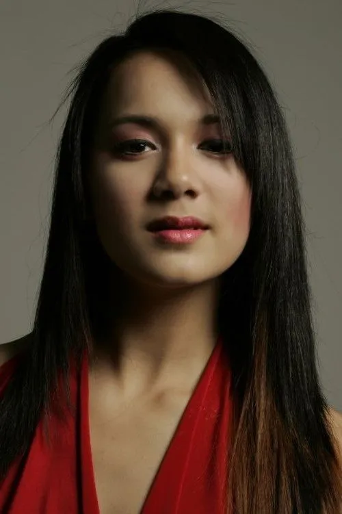 Samantha Win photo
