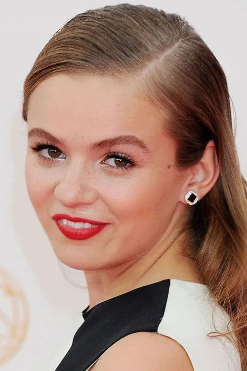 Morgan Saylor photo