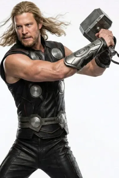 Tom Hopper photo