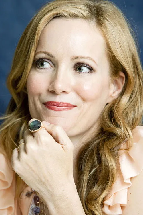 Leslie Mann photo