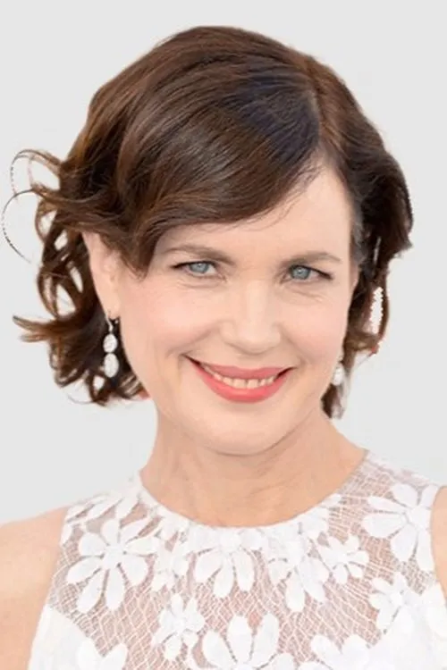 Elizabeth McGovern photo