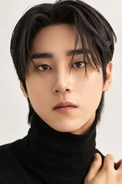 Ji Ho-geun photo