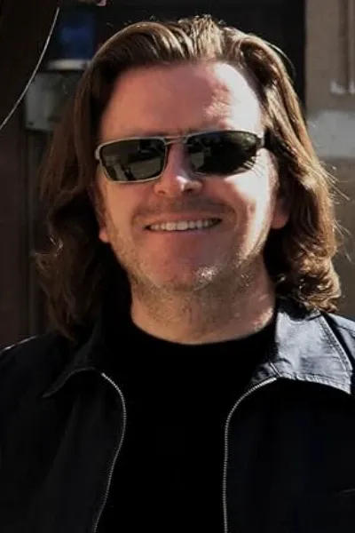 Simon West photo