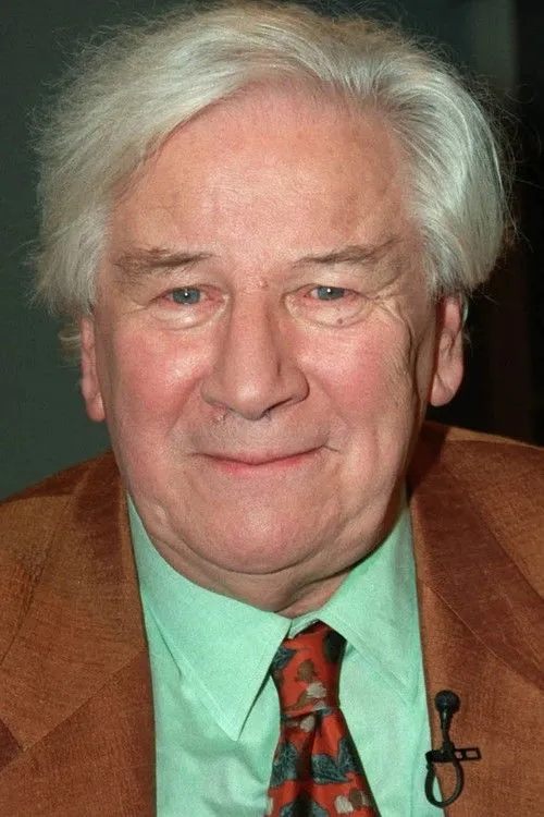 Peter Ustinov photo