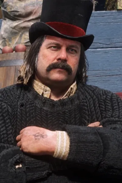 Peter Ustinov photo