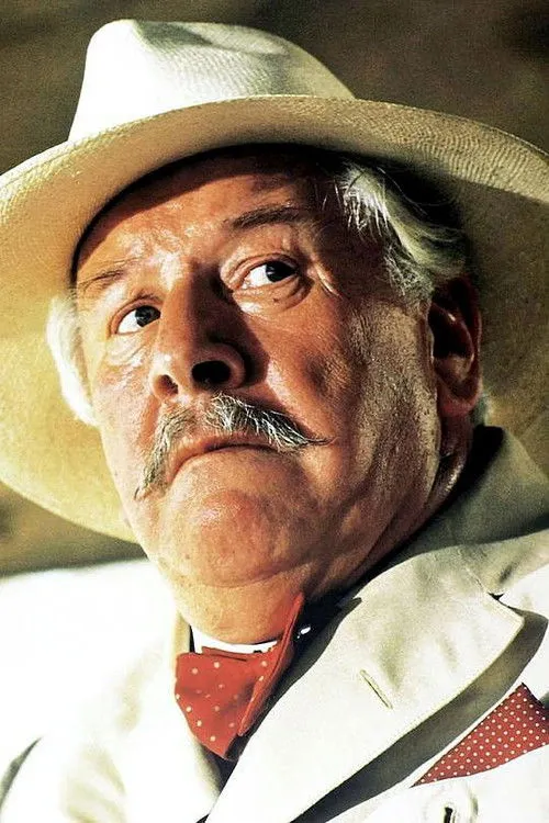 Peter Ustinov photo