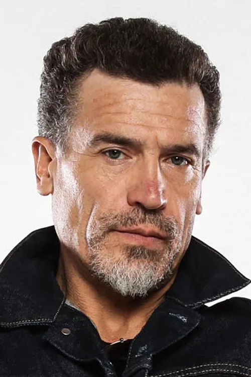 Julio Milostich photo