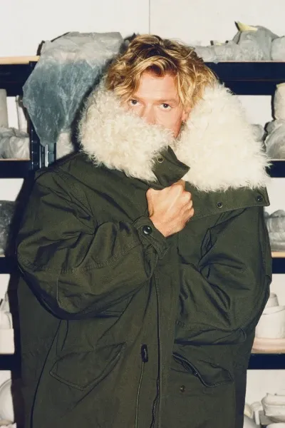 Tom Rhys Harries photo