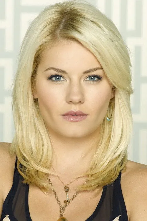 Elisha Cuthbert photo