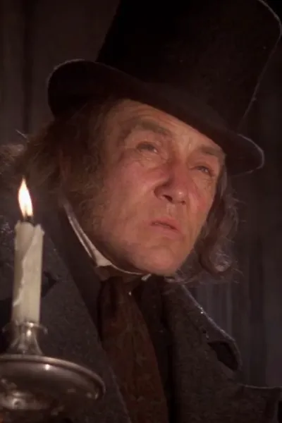 Albert Finney
