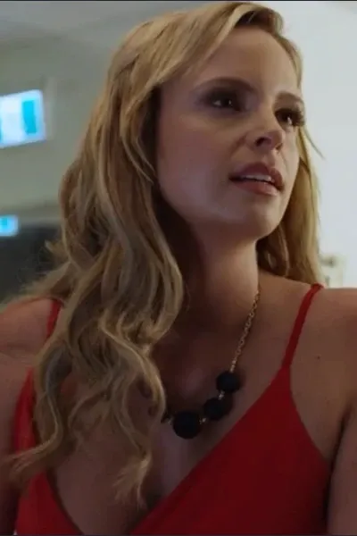 Lindsay Maxwell