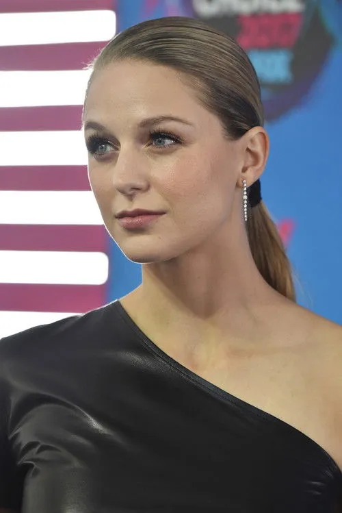 Melissa Benoist photo