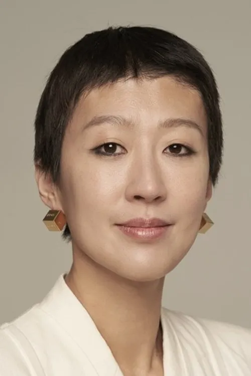 Hong Jin-kyung photo