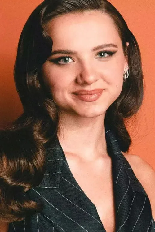 Madeleine McGraw photo
