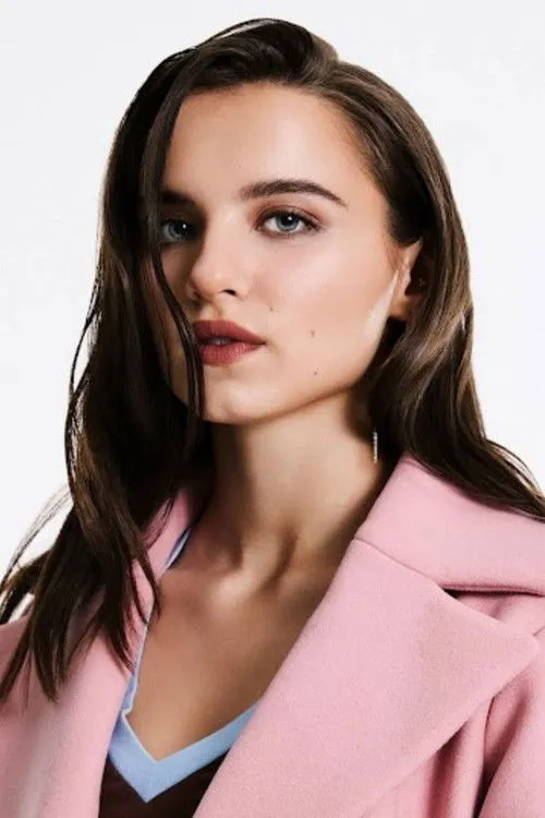 Madeleine McGraw photo