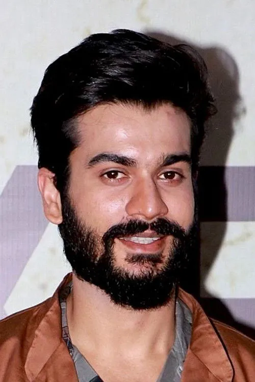 Sunny Kaushal photo